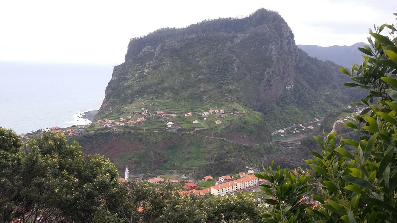 Vila Casa Shalom São Roque do Faial Exteriér fotografie